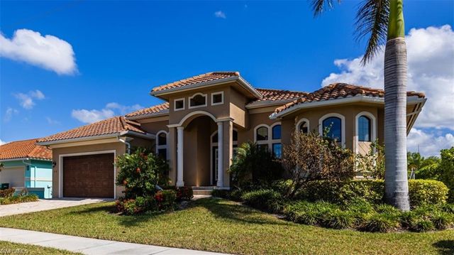 35 Covewood CT, Marco Island, FL 34145