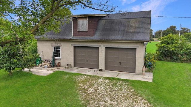 N6010 Kohler ROAD, Fredonia, WI 53021