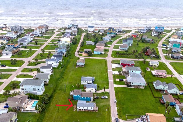 4115 Surf Drive, Galveston, TX 77554