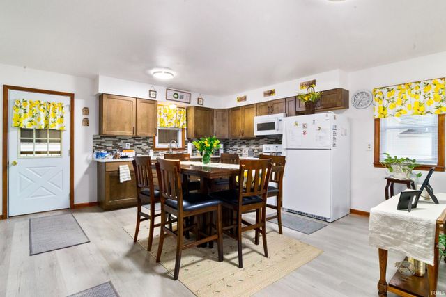 601 E Mary Street, Chandler, IN 47610