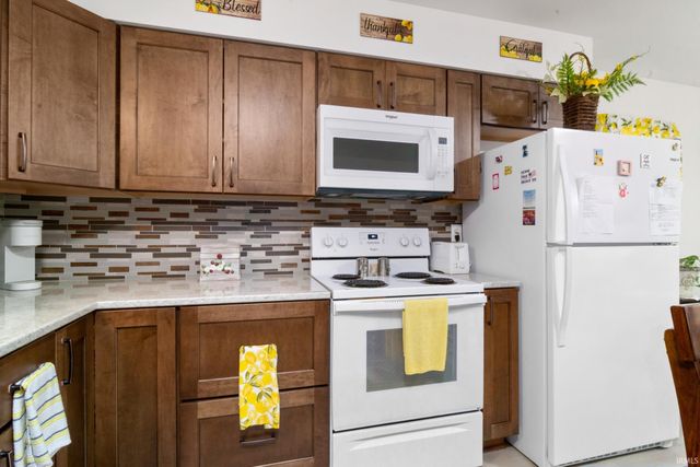 601 E Mary Street, Chandler, IN 47610