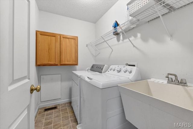 109 Eagles Landing Drive, Belleville, IL 62221