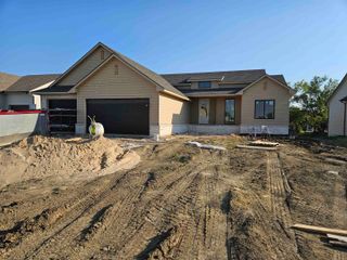 1029 W Silverstone Ct, Andover, KS 67002