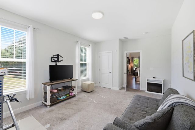 434 Shale Creek Drive, Durham, NC 27703