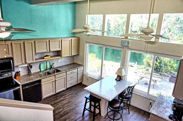 1873 MAZO MANOR T9, Lutz, FL 33558