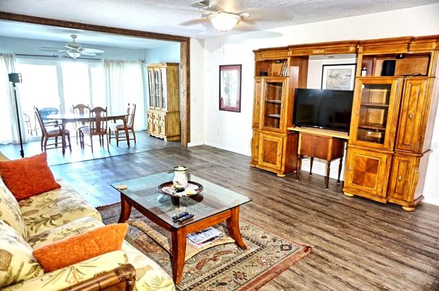 1873 MAZO MANOR T9, Lutz, FL 33558