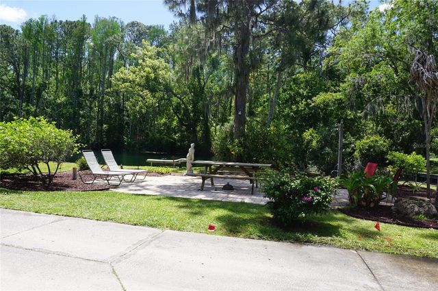 1873 MAZO MANOR T9, Lutz, FL 33558