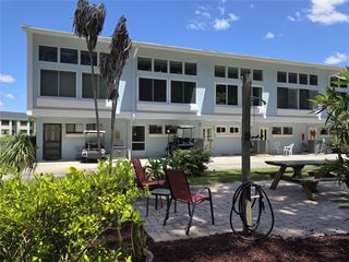 1873 MAZO MANOR T9, Lutz, FL 33558