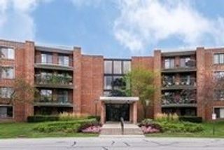 1415 E CENTRAL Road 219C, Arlington Heights, IL 60005