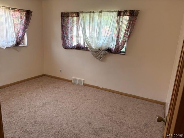 20093 Mansfield Street, Detroit, MI 48235