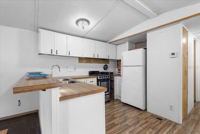 3100 NW 20TH STREET, Bell, FL 32619