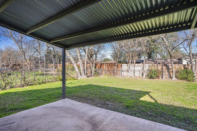 2009 Cloverdale Street, Arlington, TX 76010