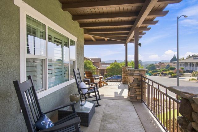 133 Sierra Sunrise Way, Auburn, CA 95603