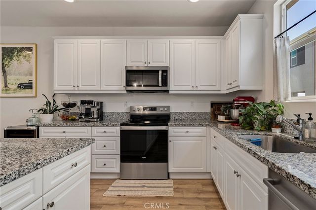 924 E 3rd Street, Santa Ana, CA 92701