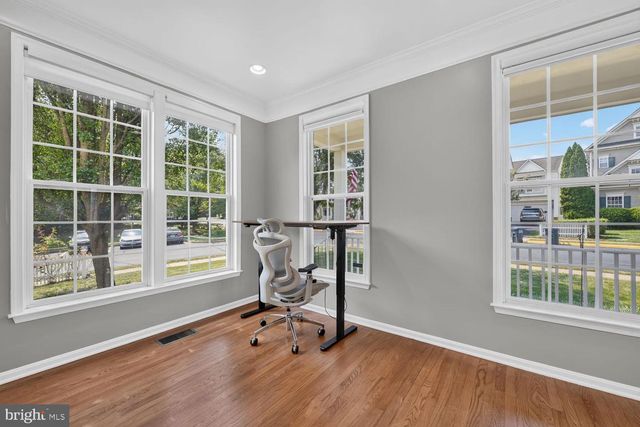 43314 FULLERTON ST, Ashburn, VA 20147