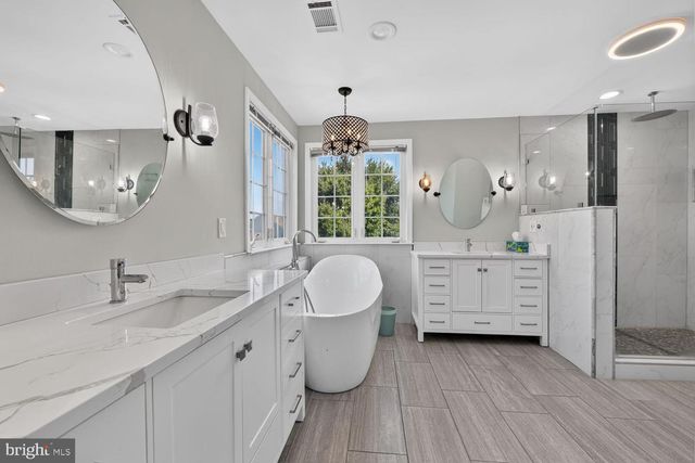 43314 FULLERTON ST, Ashburn, VA 20147