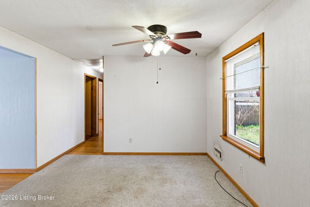 6503 Connie Dr, Louisville, KY 40258