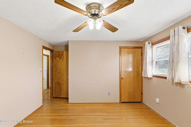 6503 Connie Dr, Louisville, KY 40258