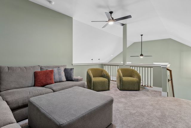 534 Sudbury Circle, Oswego, IL 60543