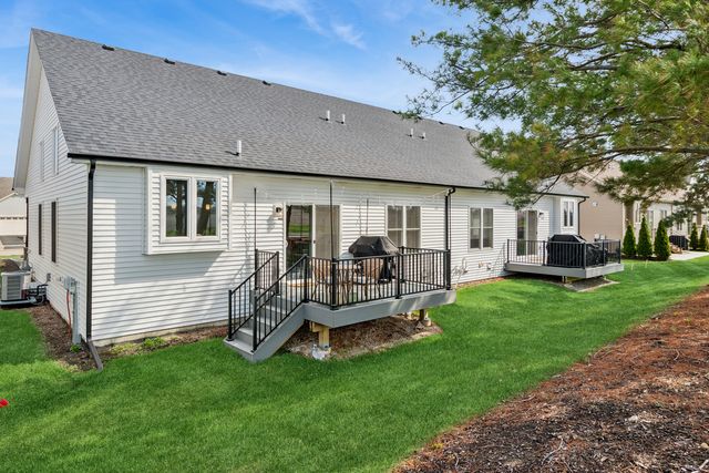 534 Sudbury Circle, Oswego, IL 60543