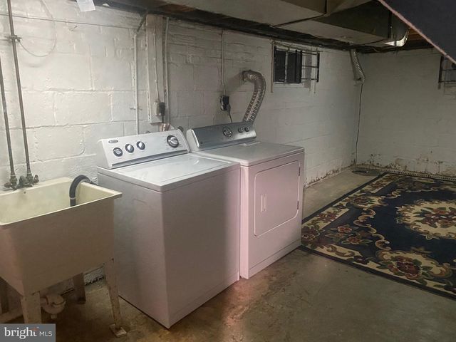 1423 RUATAN ST, Hyattsville, MD 20783