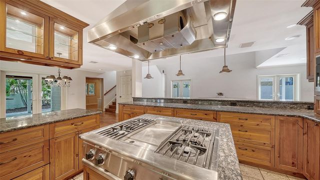 1695 HYDE PARK STREET, Sarasota, FL 34239