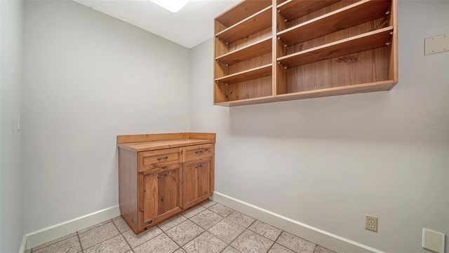 1695 HYDE PARK STREET, Sarasota, FL 34239