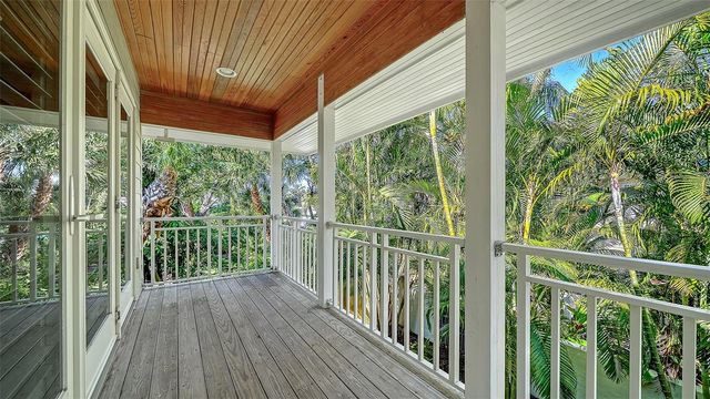 1695 HYDE PARK STREET, Sarasota, FL 34239