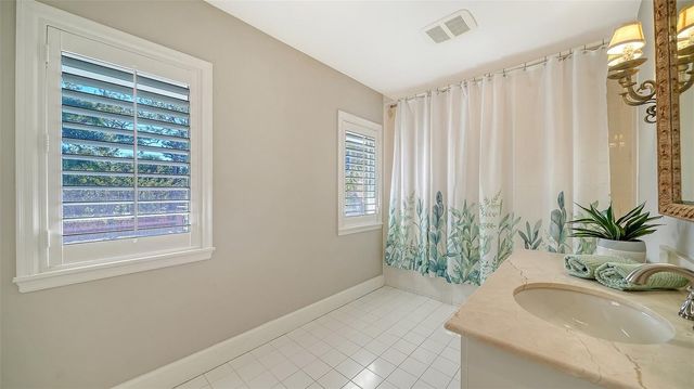 1695 HYDE PARK STREET, Sarasota, FL 34239