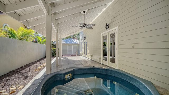 1695 HYDE PARK STREET, Sarasota, FL 34239