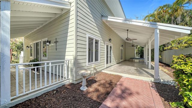 1695 HYDE PARK STREET, Sarasota, FL 34239