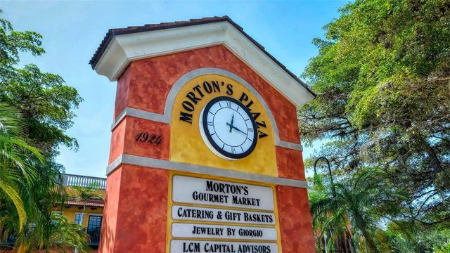 1695 HYDE PARK STREET, Sarasota, FL 34239