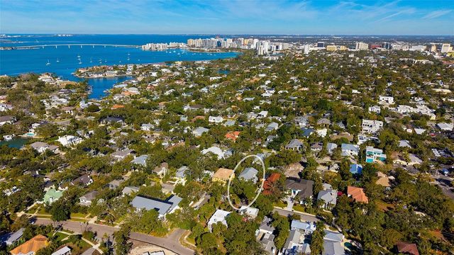 1695 HYDE PARK STREET, Sarasota, FL 34239