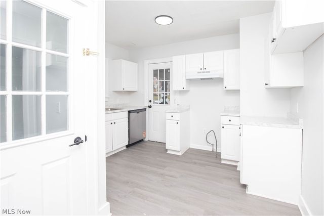 2462 Edwin Avenue, Akron, OH 44314