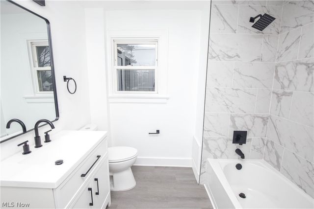 2462 Edwin Avenue, Akron, OH 44314