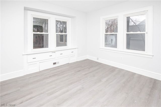 2462 Edwin Avenue, Akron, OH 44314