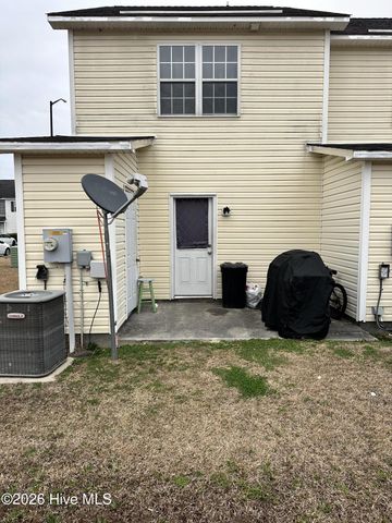 111 Bridgewood Drive, Jacksonville, NC 28546