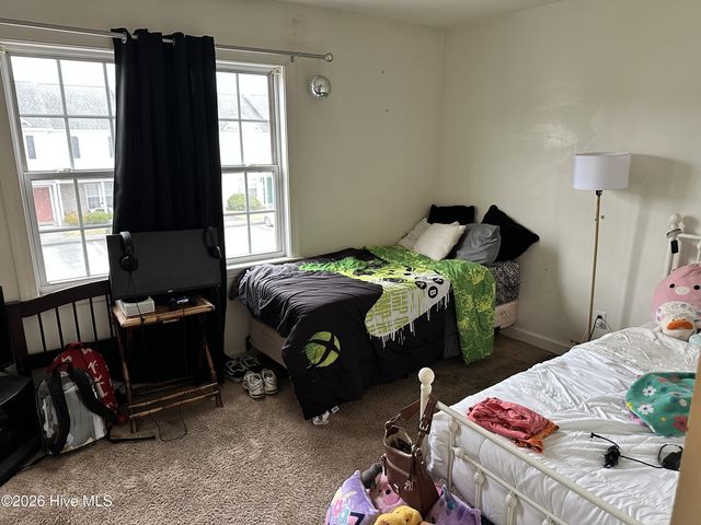 111 Bridgewood Drive, Jacksonville, NC 28546