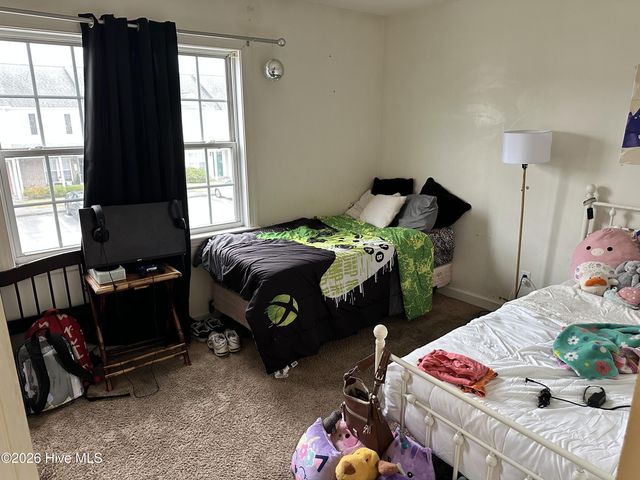 111 Bridgewood Drive, Jacksonville, NC 28546