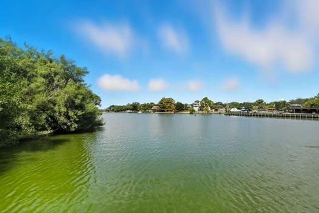 18617 Egret Bay Boulevard 712, Webster, TX 77058