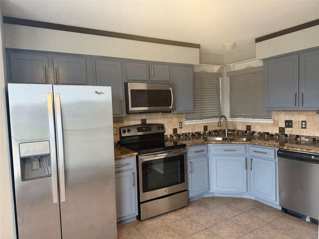 18617 Egret Bay Boulevard 712, Webster, TX 77058