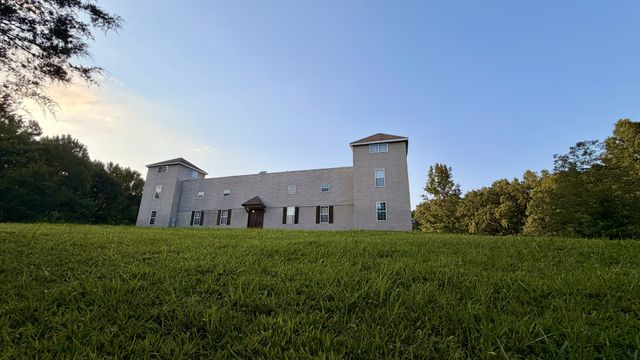 309 Charley Davis Rd, Goodspring, TN 38460