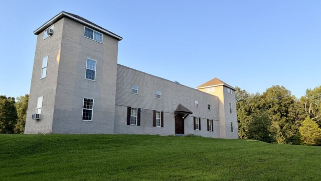 309 Charley Davis Rd, Goodspring, TN 38460