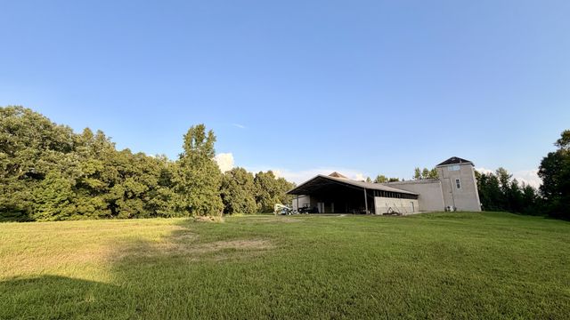 309 Charley Davis Rd, Goodspring, TN 38460
