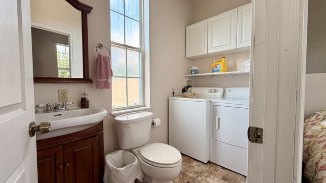 309 Charley Davis Rd, Goodspring, TN 38460