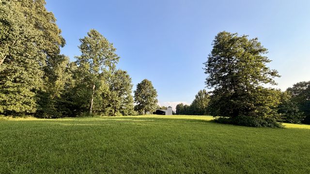 309 Charley Davis Rd, Goodspring, TN 38460