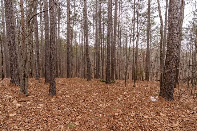 109 Hawks Bay Court, Six Mile, SC 29682