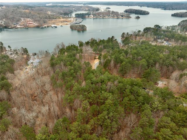 109 Hawks Bay Court, Six Mile, SC 29682