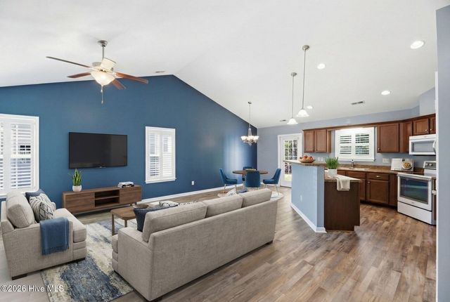 187 Tylers Cove Way, Winnabow, NC 28479