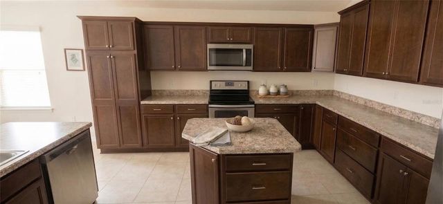 3074 BRINE WAY, The Villages, FL 32163